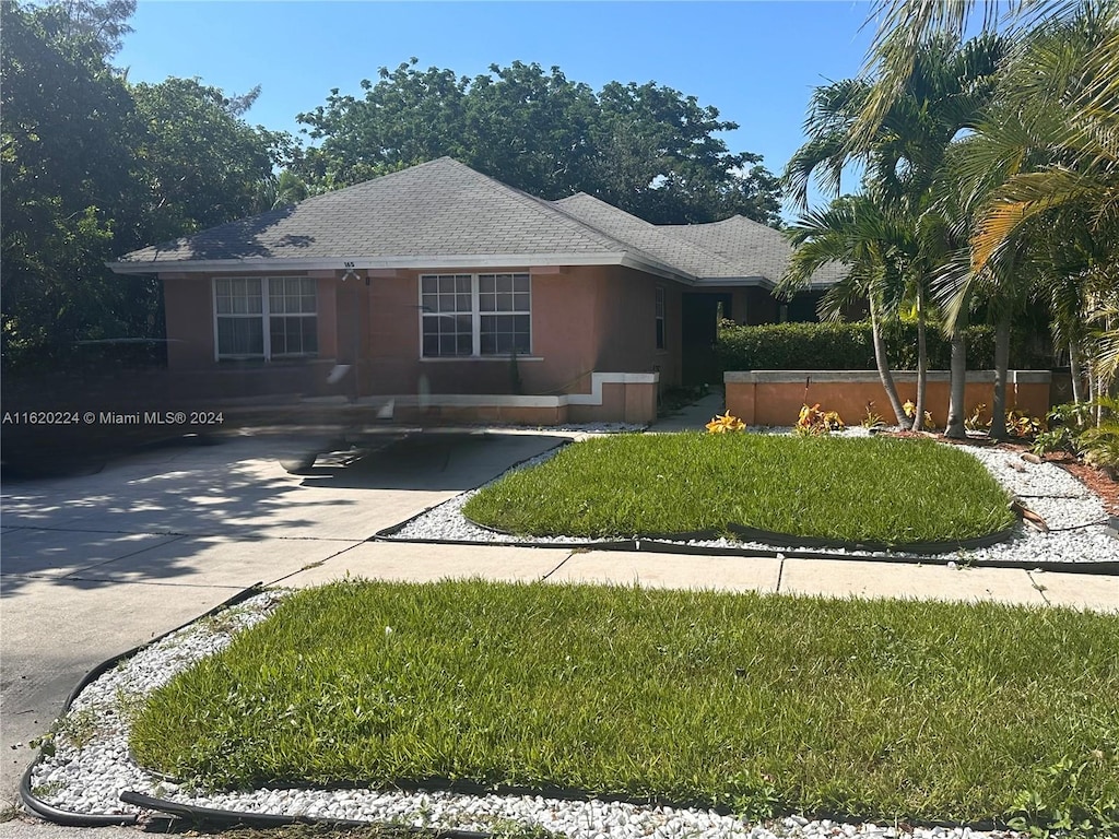 view of front of house