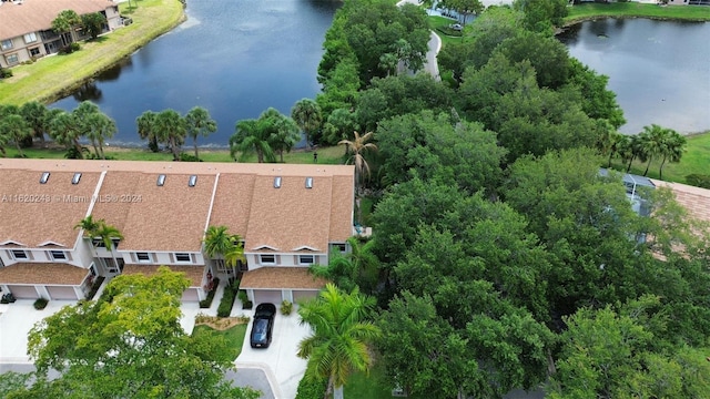 bird's eye view with a water view