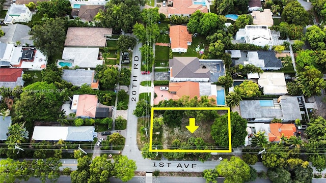 Listing photo 3 for 105 SW 20th Rd, Miami FL 33129