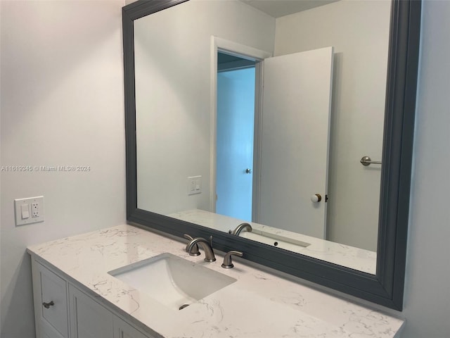 bathroom with vanity