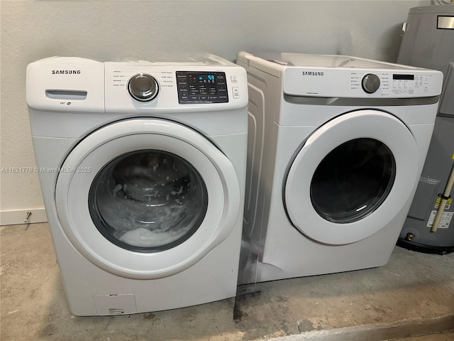 1727 SE 8th Pl Unit 1727, Homestead, FL 33034 - laundry area with washing machine and clothes dryer and water heater