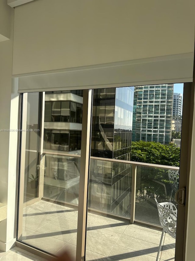 2678 Tigertail Ave Unit 515, Miami, FL 33133 - details with a view of city