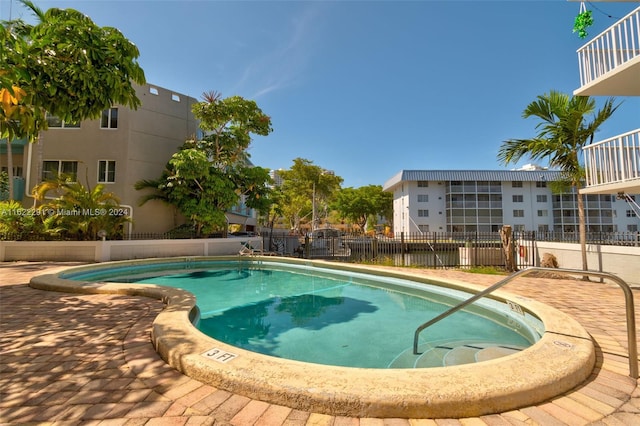 view of swimming pool