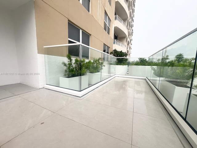 770 Claughton Island Dr Unit 406, Miami, FL 33131 - view of balcony