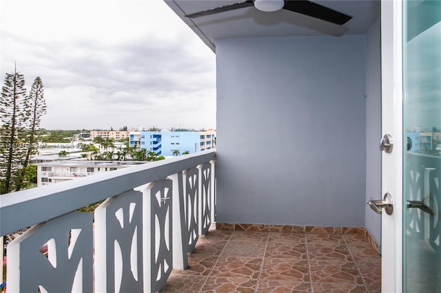 balcony with ceiling fan