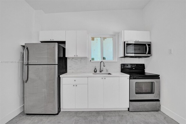 418 NW 47th St, Miami, FL 33127 - photo 15