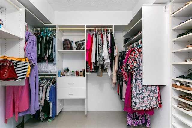 view of spacious closet