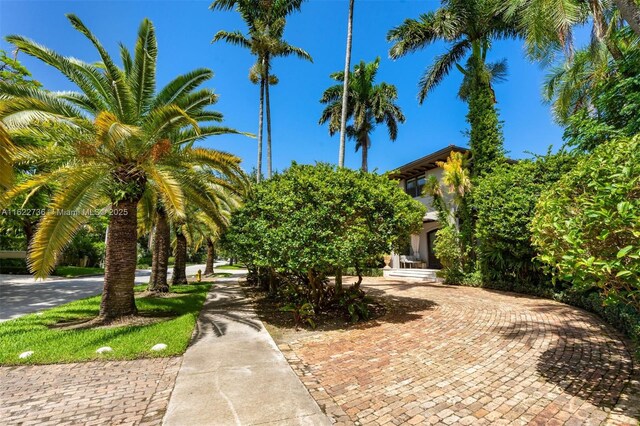 5077 N Bay Rd, Miami Beach, FL 33140 - photo 20