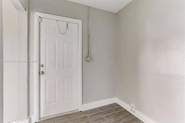 unfurnished room featuring light hardwood / wood-style flooring