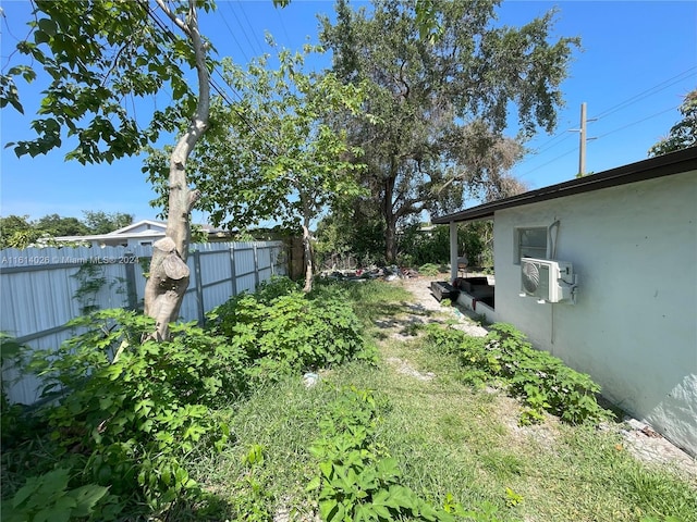 view of yard with cooling unit