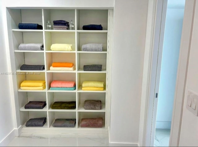 2030 S Ocean Dr Unit 2220, Hallandale Beach, FL 33009 - view of closet