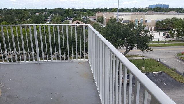 901 Hillcrest Dr Unit 515, Hollywood, FL 33021 - view of balcony