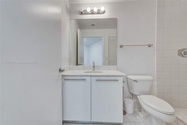 888 Biscayne Blvd Unit 1805, Miami, FL 33132 - full bathroom with toilet, vanity, visible vents, and tile patterned floors