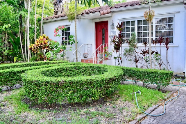 view of mediterranean / spanish-style house