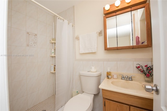 bathroom with vanity, a shower with curtain, and toilet