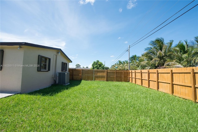 view of yard with cooling unit