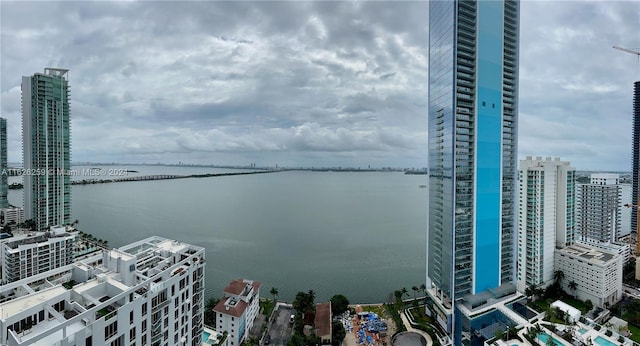 600 NE 27th St Unit 2302, Miami, FL 33137 - view of water feature