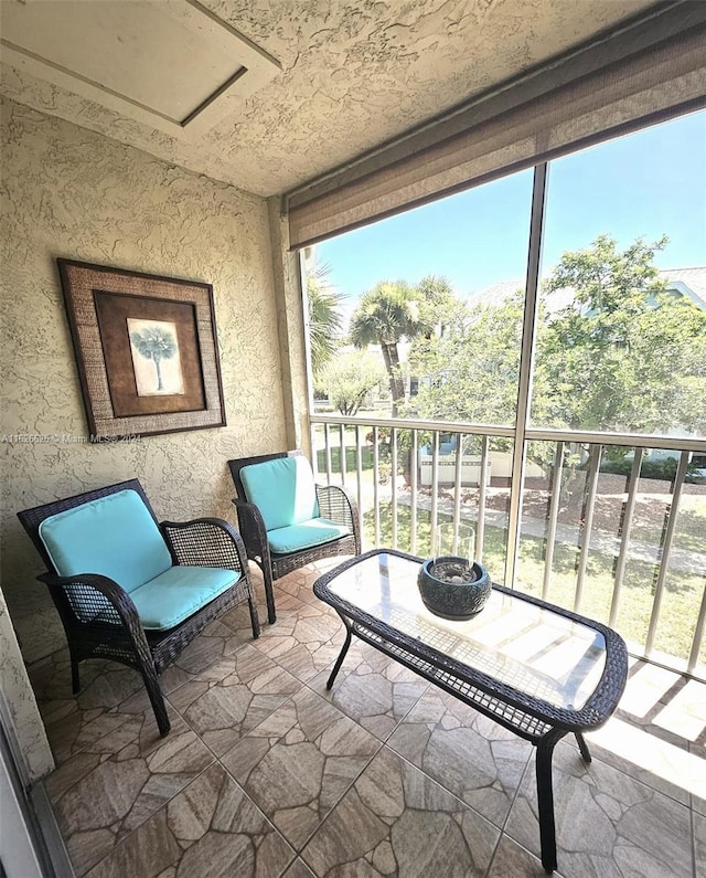 view of sunroom / solarium