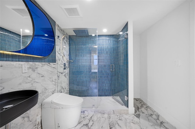 full bath featuring baseboards, visible vents, a stall shower, toilet, and marble finish floor