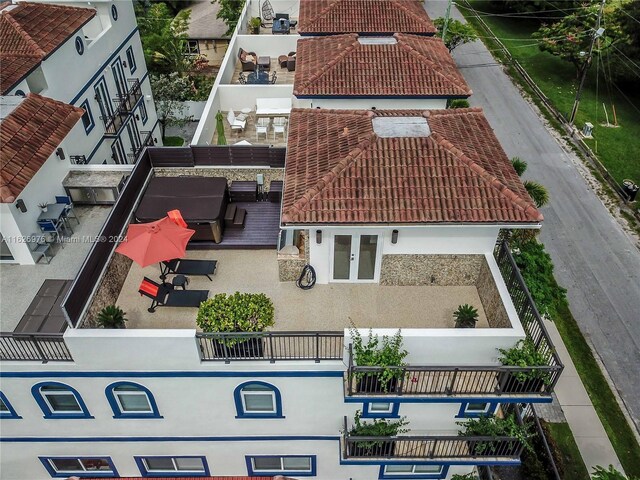 645 NE 9th Ave, Fort Lauderdale, FL 33304 - view from above of property