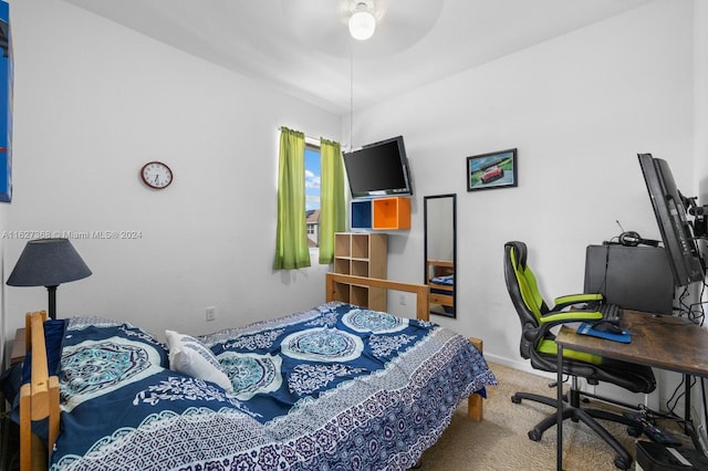 bedroom with carpet flooring