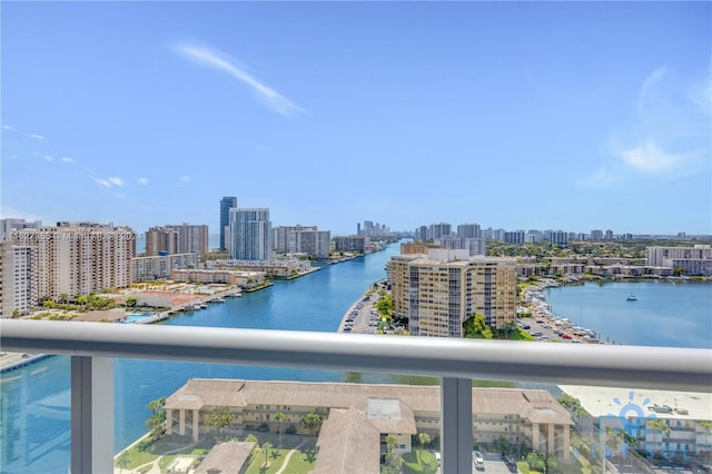 2602 E Hallandale Beach Blvd Unit R2009, Hallandale Beach, FL 33009 - property view of water featuring a city view