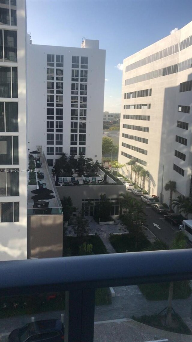 2960 NE 207th St Unit 602, Aventura, FL 33180 - photo 8