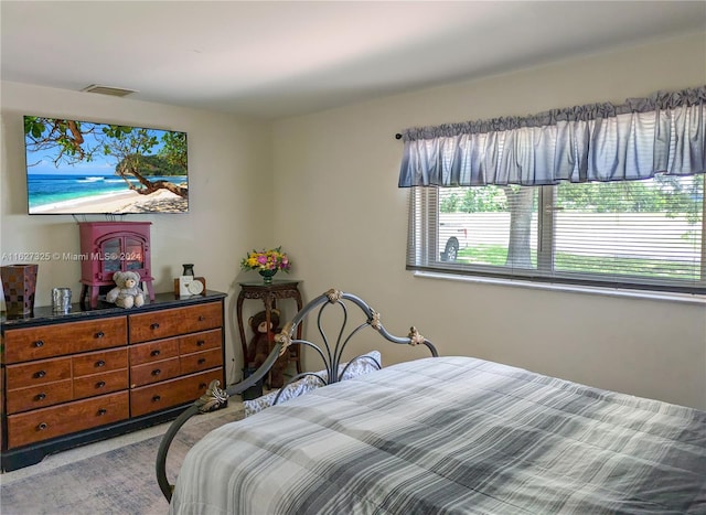 bedroom featuring carpet floors