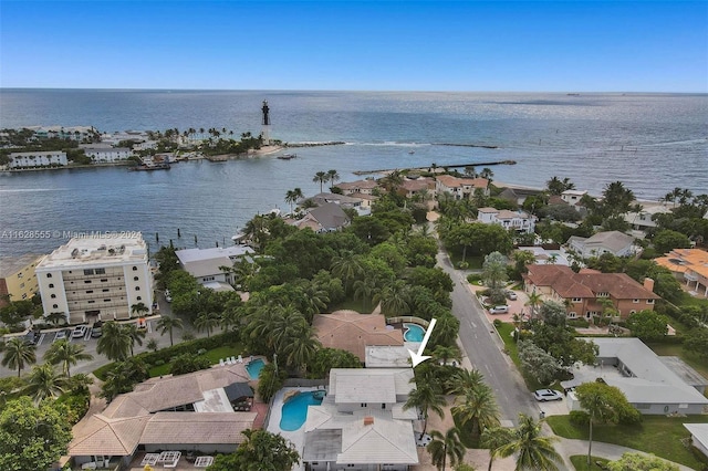 bird's eye view featuring a water view