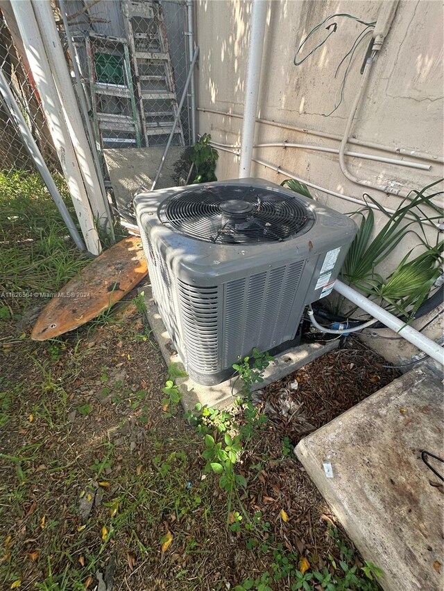 1619 Moffett St, Hollywood, FL 33020 - photo 15