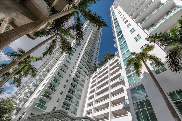 31 SE 5th St Unit 3008, Miami, FL 33131 - view of building exterior