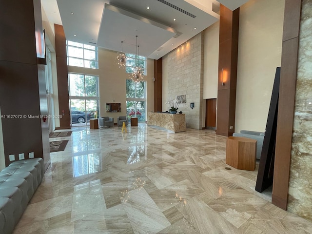 31 SE 5th St Unit 3008, Miami, FL 33131 - community lobby with a towering ceiling