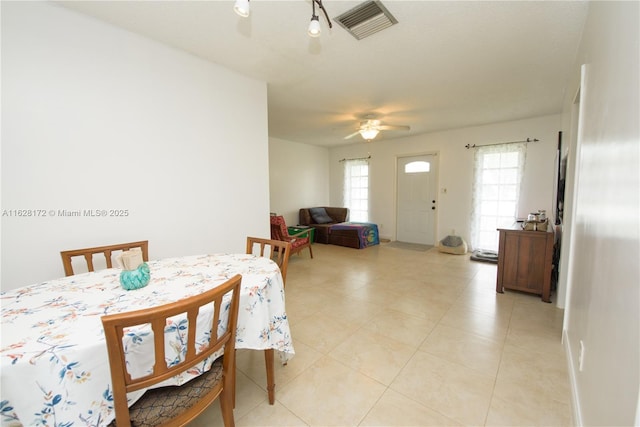 dining area featuring ceiling fan