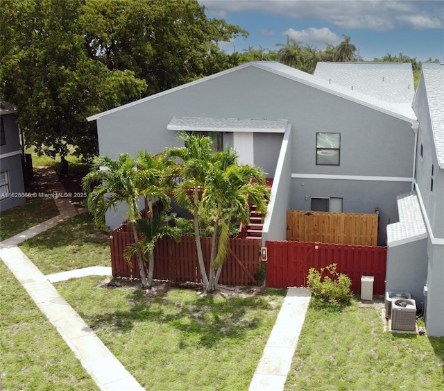 22 Crossings Cir Unit E, Boynton Beach, FL 33435 - view of front of house with stucco siding