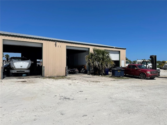 Listing photo 2 for 27107 US Highway 27, Moore Haven FL 33471