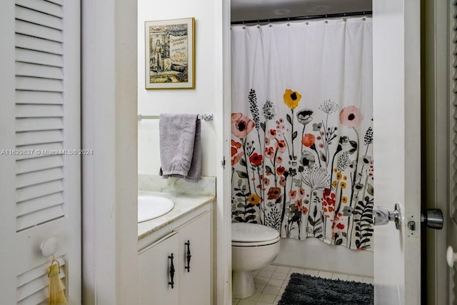 full bathroom featuring vanity, tile patterned flooring, shower / bath combo, and toilet