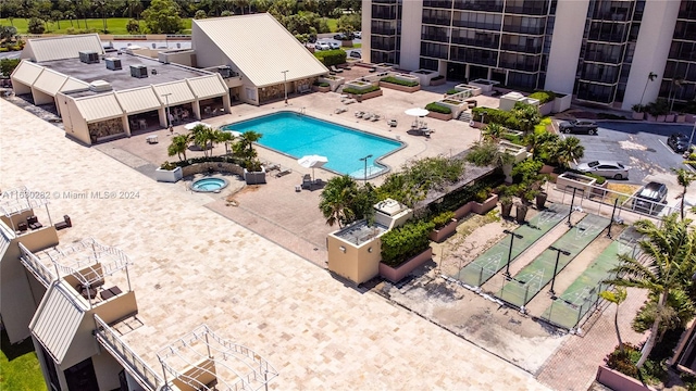 view of swimming pool featuring a patio