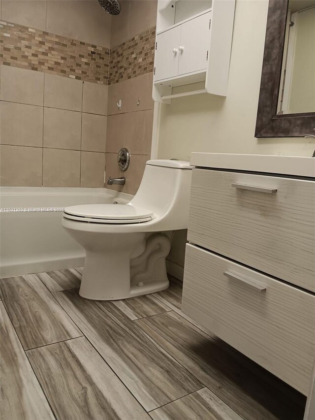 7480 NW 17th St Unit 305, Plantation, FL 33313 - spare room featuring a textured ceiling and a ceiling fan