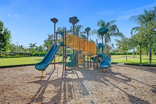 4414 Ficus St, Hollywood, FL 33021 - community playground featuring a yard