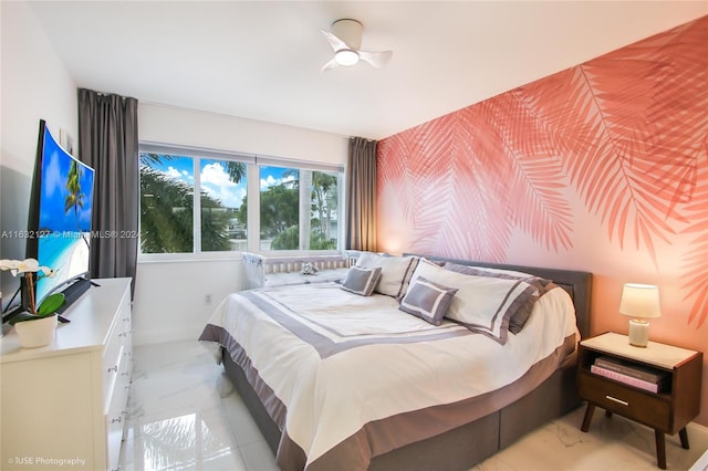 bedroom featuring ceiling fan