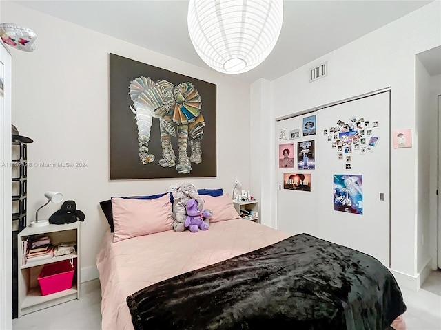 bedroom featuring carpet