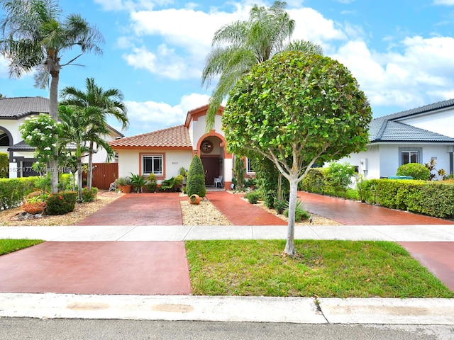 view of mediterranean / spanish-style home