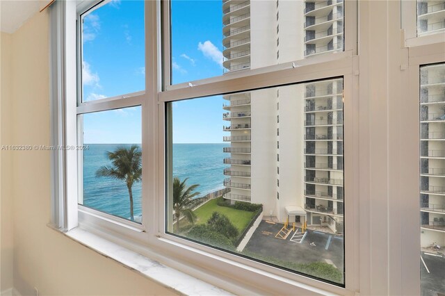 room details featuring a water view