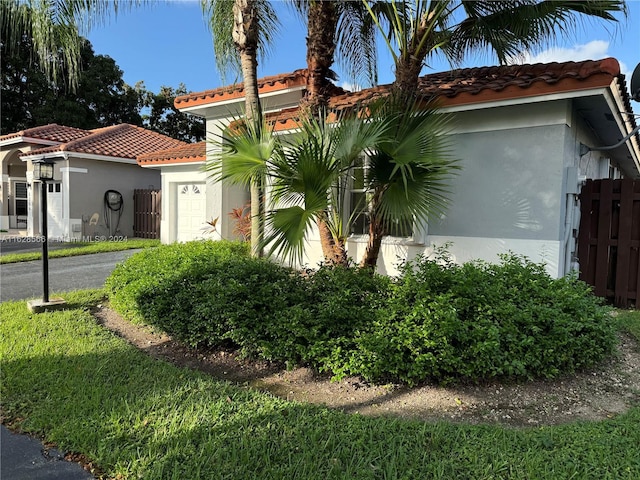 view of mediterranean / spanish-style house