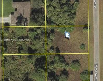 Listing photo 2 for 712 Roma Ave S, Lehigh Acres FL 33974