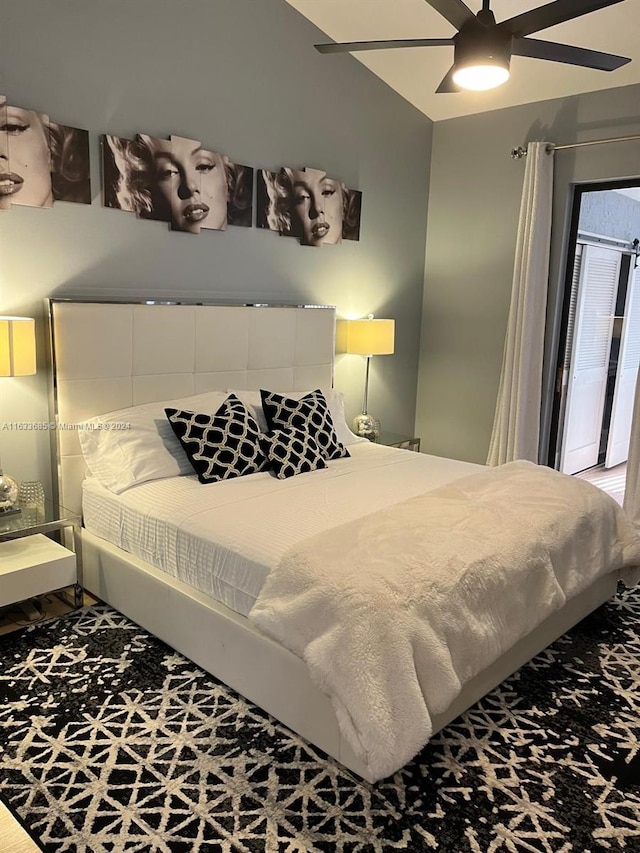 bedroom with carpet flooring and ceiling fan