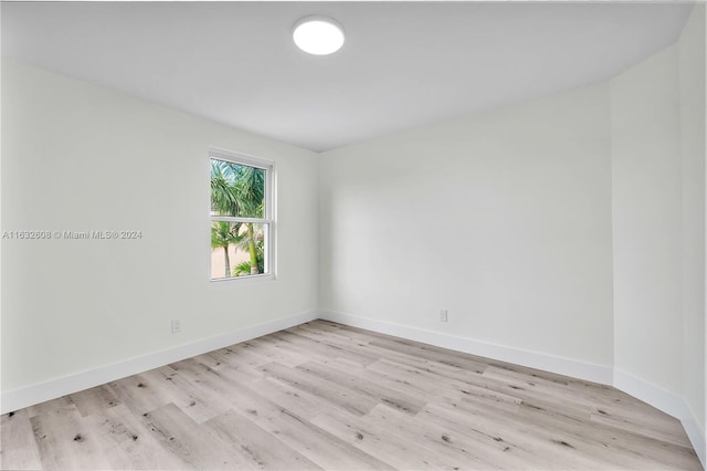 empty room featuring light hardwood / wood-style flooring