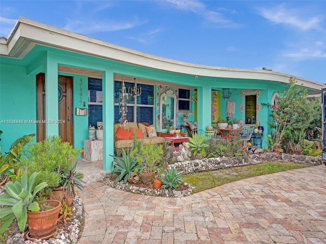 view of front of property featuring a porch