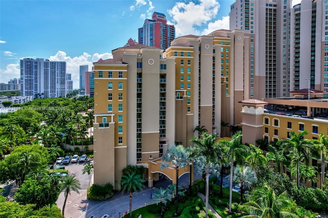 view of property featuring a city view