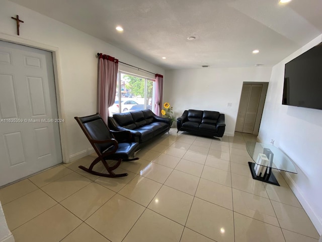 10 W 53rd Ter, Hialeah, FL 33012 - photo 17